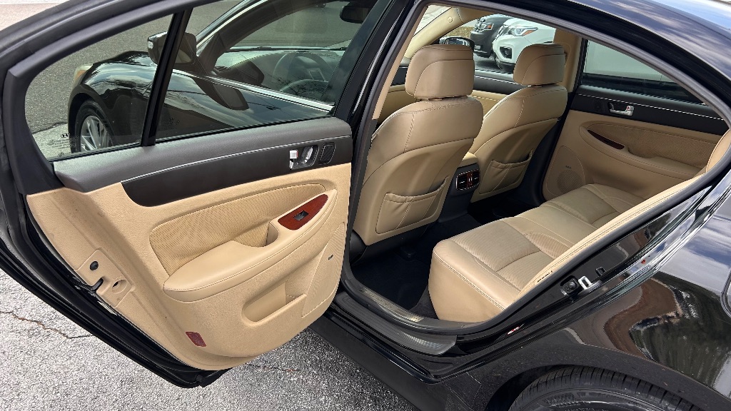 2012 Hyundai Genesis 3.8 - Photo 14