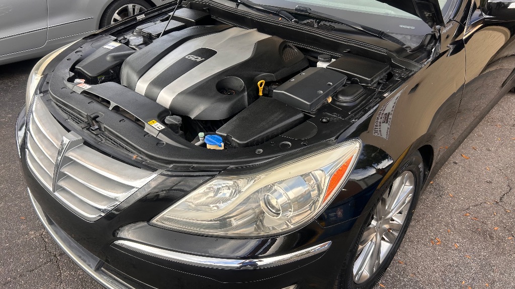 2012 Hyundai Genesis 3.8 - Photo 37