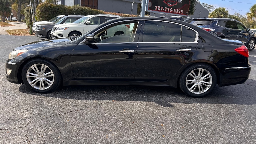 2012 Hyundai Genesis 3.8 - Photo 7