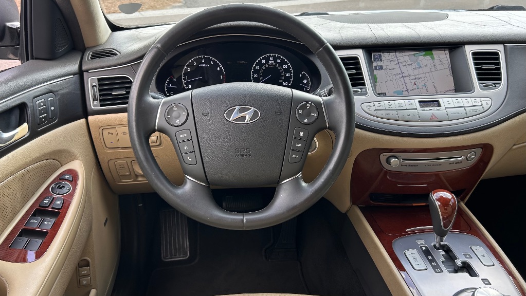 2012 Hyundai Genesis 3.8 - Photo 29
