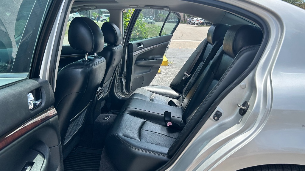2012 INFINITI G Sedan 37 Sport - Photo 18