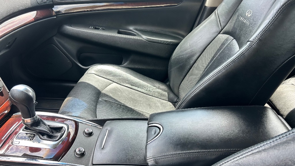 2012 INFINITI G Sedan 37 Sport - Photo 31