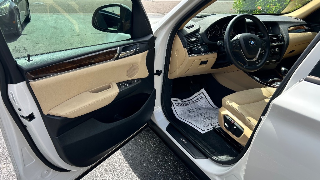 2016 BMW X3 xDrive28i - Photo 9